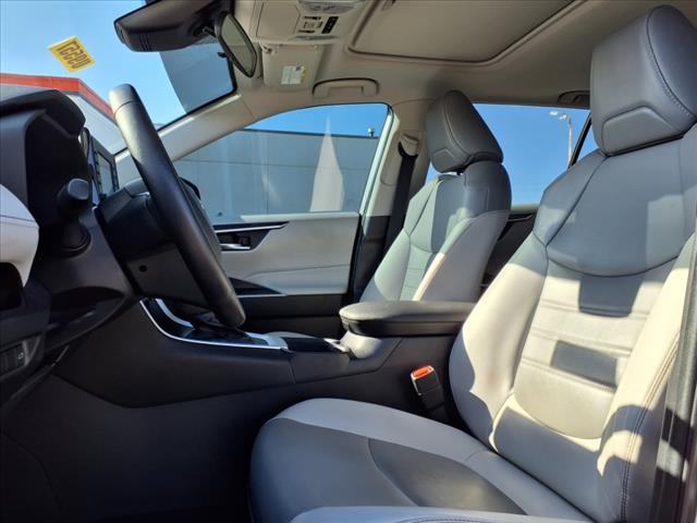 2022 Toyota RAV4 XLE Premium - Photo 25