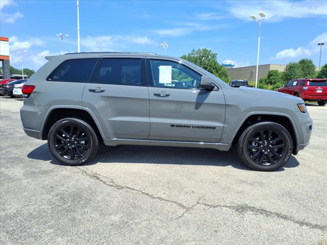 2022 Jeep Grand Cherokee WK Laredo X - Photo 2