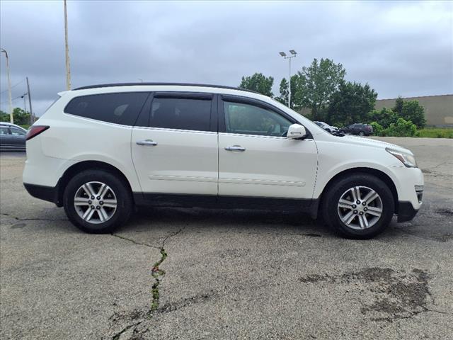 2015 Chevrolet Traverse LT - Photo 2