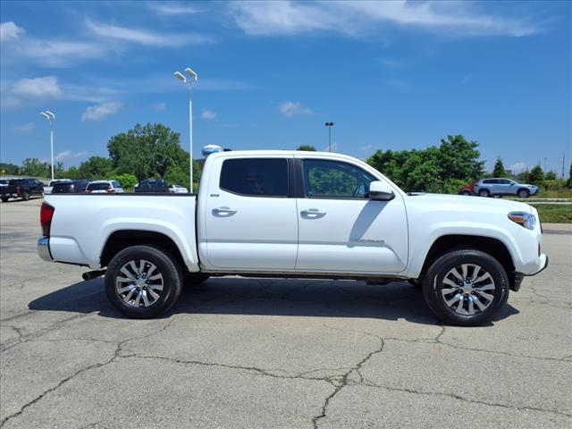 2023 Toyota Tacoma SR5 V6 - Photo 2