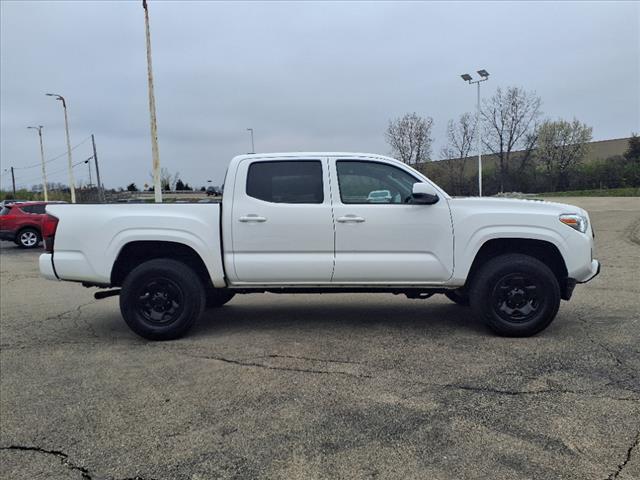 2023 Toyota Tacoma SR V6 - Photo 2