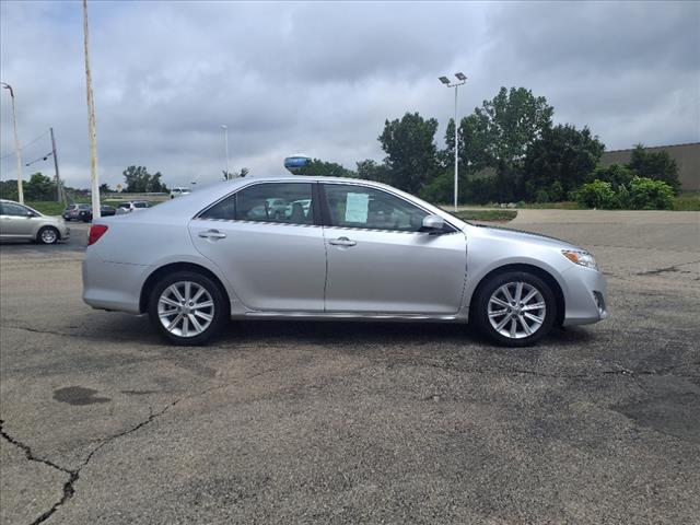 2012 Toyota Camry XLE - Photo 2