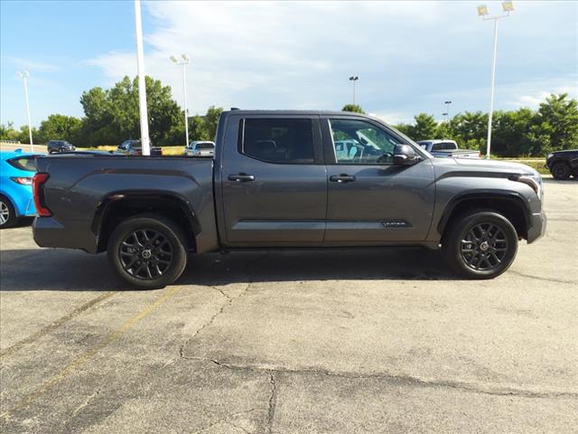 2024 Toyota Tundra Platinum HV - Photo 2