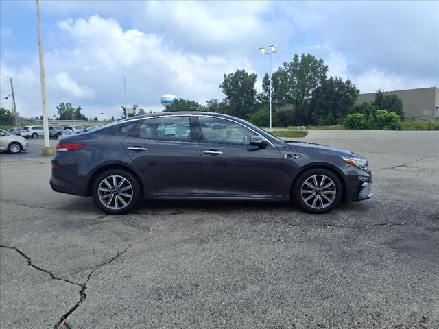 2019 Kia Optima EX - Photo 2