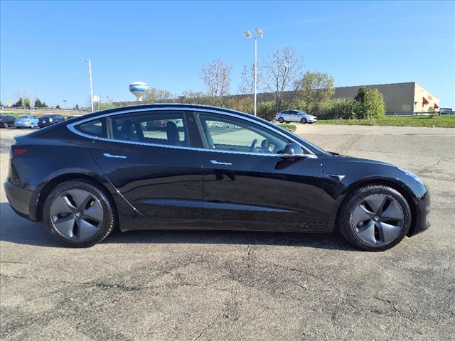 2019 Tesla Model 3 Standard Range - Photo 2