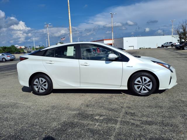 2017 Toyota Prius Four - Photo 2