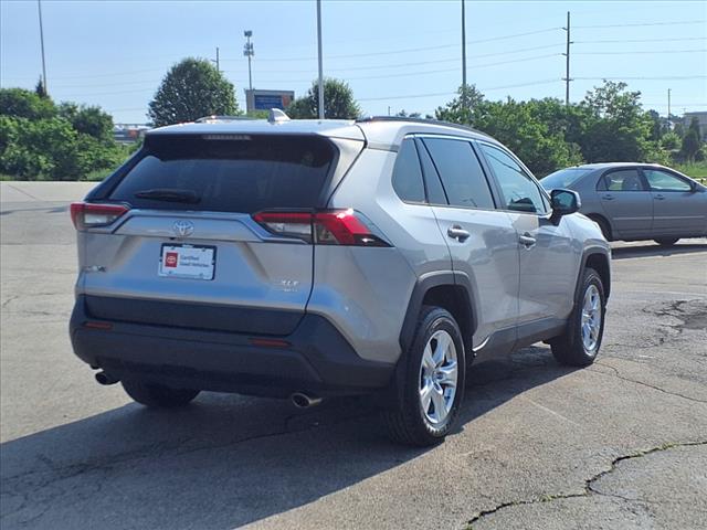 2019 Toyota RAV4 XLE - Photo 3