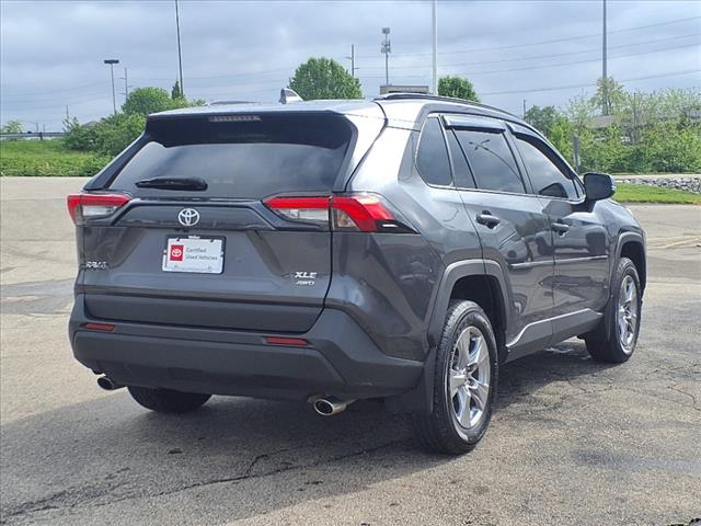 2024 Toyota RAV4 XLE - Photo 3