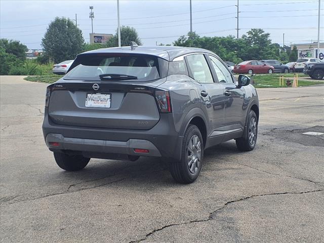 2025 Nissan Kicks S - Photo 3