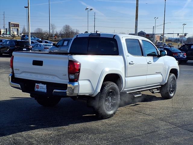 2019 Toyota Tacoma SR5 V6 - Photo 3