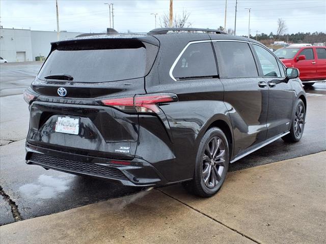 2021 Toyota Sienna XSE 7-Passenger - Photo 3