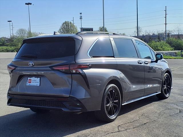 2021 Toyota Sienna XSE 7-Passenger - Photo 3