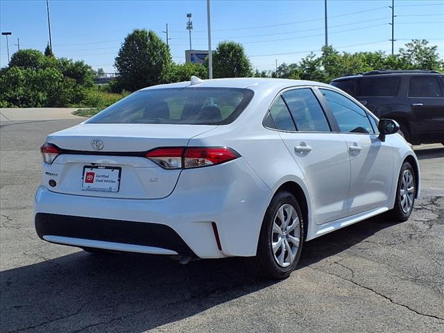 2022 Toyota Corolla LE - Photo 3