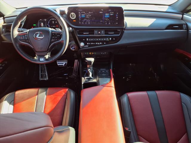 2022 Lexus ES 300h F SPORT - Photo 4