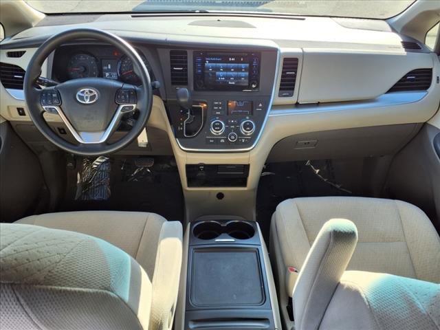 2016 Toyota Sienna L 7 Passenger - Photo 4