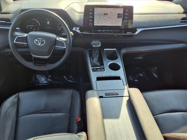2021 Toyota Sienna XSE 7-Passenger - Photo 4