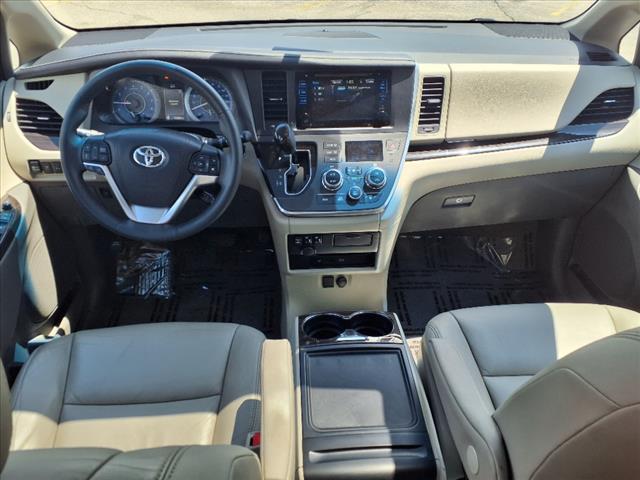 2016 Toyota Sienna L 7 Passenger - Photo 4