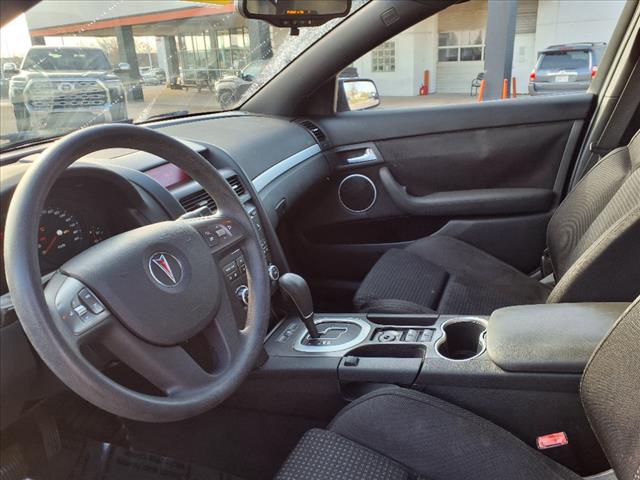 2009 Pontiac G8 Base - Photo 4