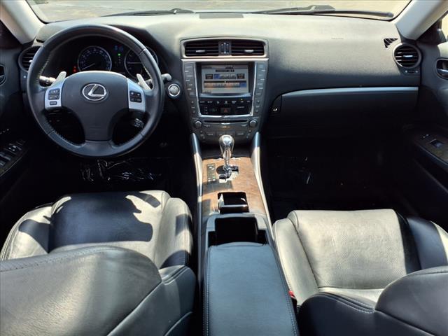 2011 Lexus IS 250  - Photo 4