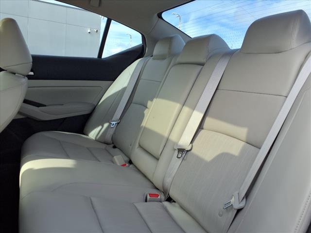 2021 Nissan Altima 2.5 SL - Photo 5