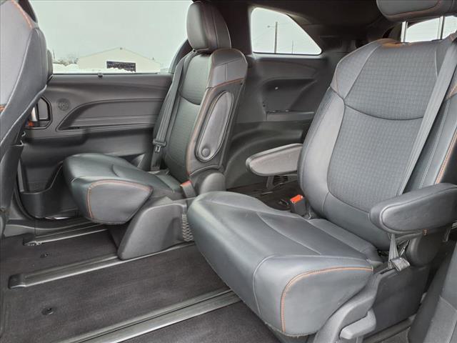 2021 Toyota Sienna XSE 7-Passenger - Photo 5