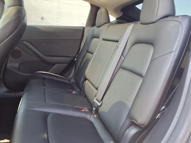 2021 Tesla Model Y Long Range - Photo 5
