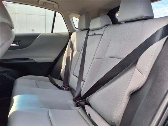 2021 Toyota Venza LE - Photo 5