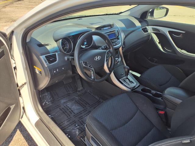 2013 Hyundai ELANTRA Coupe GS - Photo 5