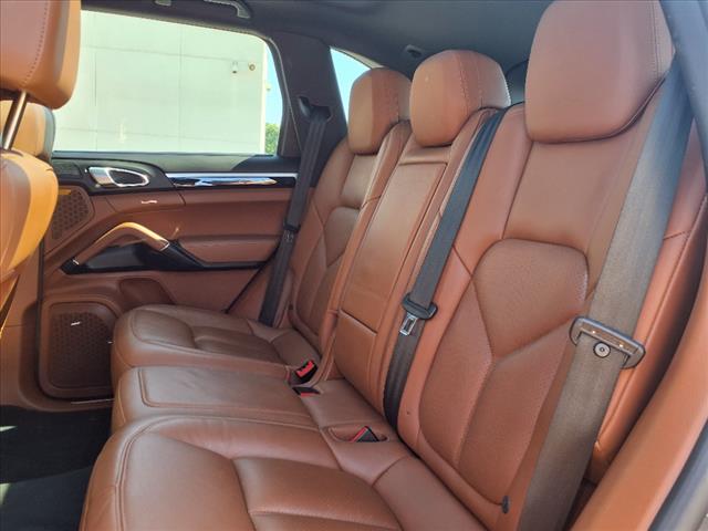 2016 Porsche Cayenne S - Photo 5