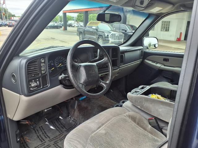 2001 Chevrolet Tahoe LS - Photo 6