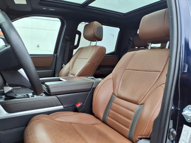 2023 Toyota Tundra 1794 Edition HV - Photo 6
