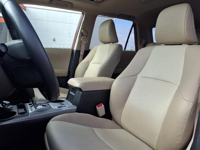 2022 Toyota 4Runner SR5 Premium - Photo 6