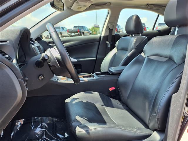 2011 Lexus IS 250  - Photo 6