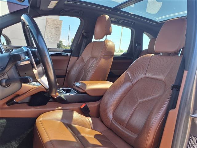 2016 Porsche Cayenne S - Photo 6