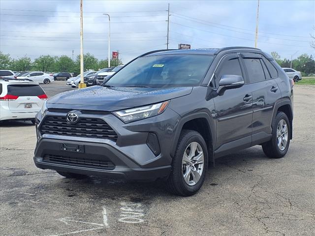 2024 Toyota RAV4 XLE - Photo 7