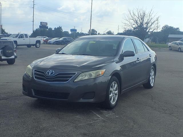 2011 Toyota Camry LE - Photo 7