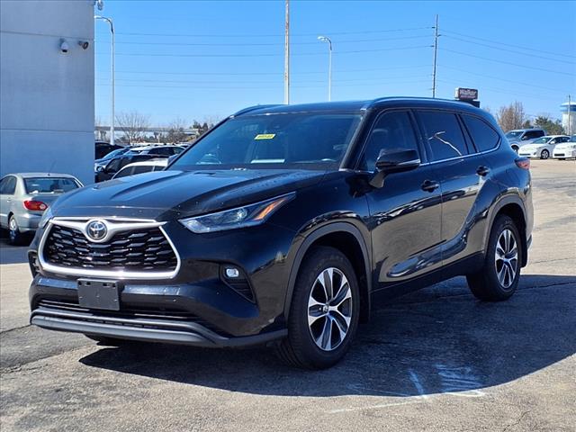 2021 Toyota Highlander XLE - Photo 7
