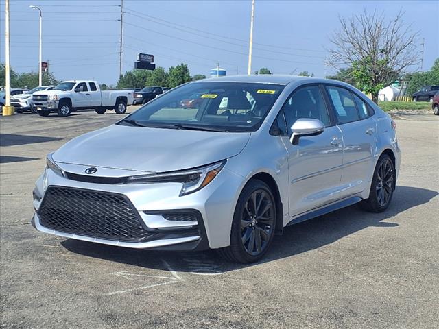 2025 Toyota Corolla SE - Photo 7