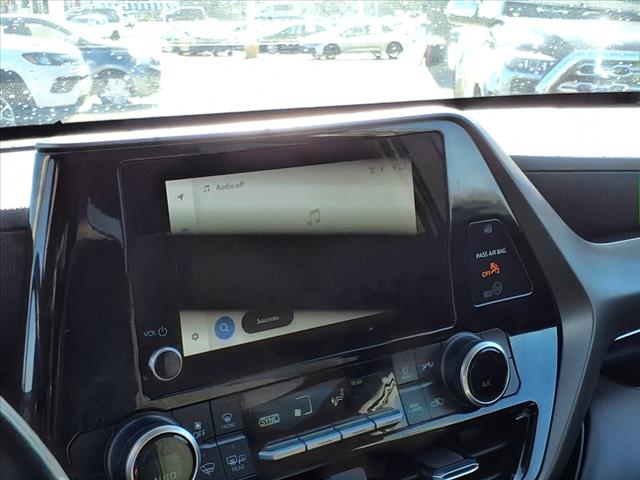 2024 Toyota Highlander LE - Photo 8