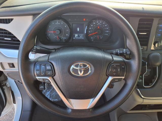 2016 Toyota Sienna L 7 Passenger - Photo 8