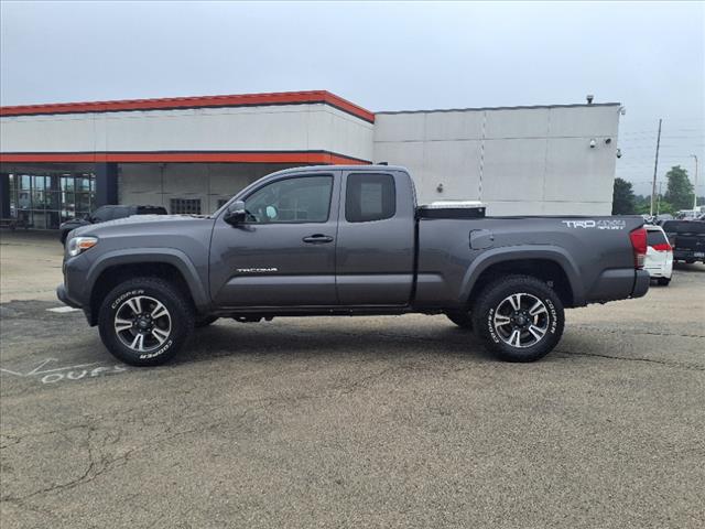 2016 Toyota Tacoma TRD Sport - Photo 8
