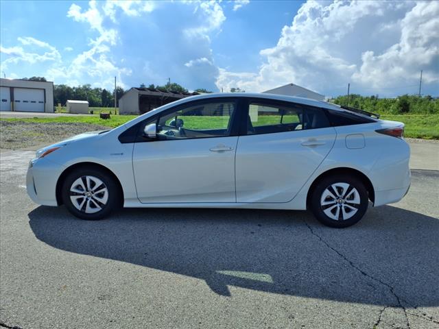 2017 Toyota Prius Four - Photo 8