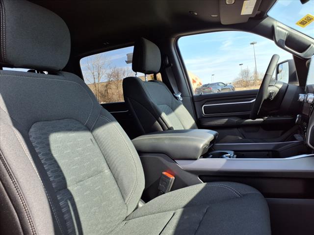 2025 RAM 1500 Big Horn - Photo 9