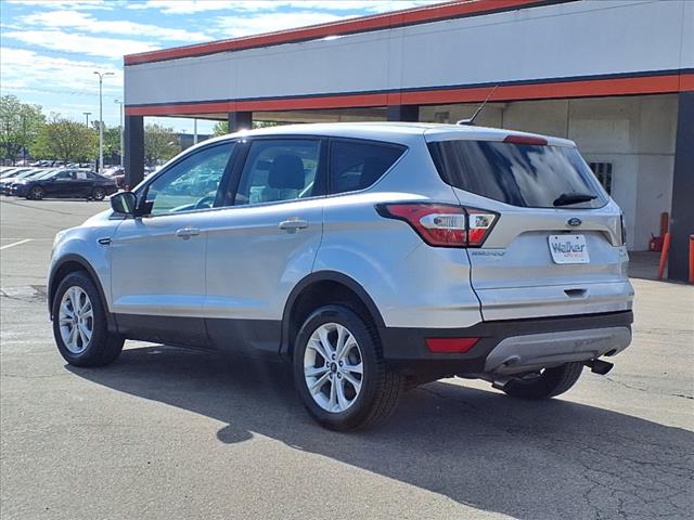 2017 Ford Escape SE - Photo 9