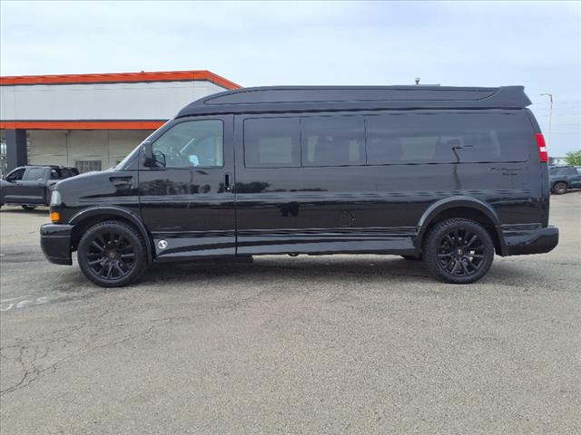 2020 GMC Savana 2500 - Photo 9
