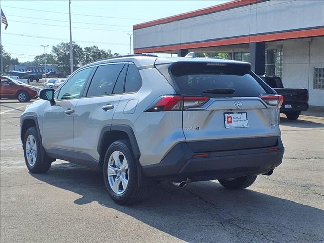 2019 Toyota RAV4 XLE - Photo 9