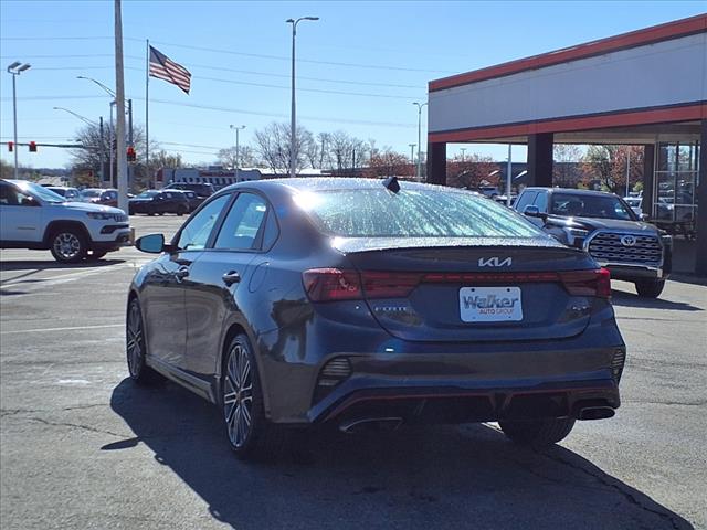 2022 Kia Forte GT - Photo 9