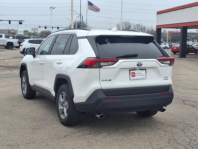 2022 Toyota RAV4 Hybrid XLE - Photo 9