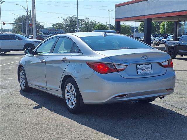 2012 Hyundai SONATA GLS - Photo 9