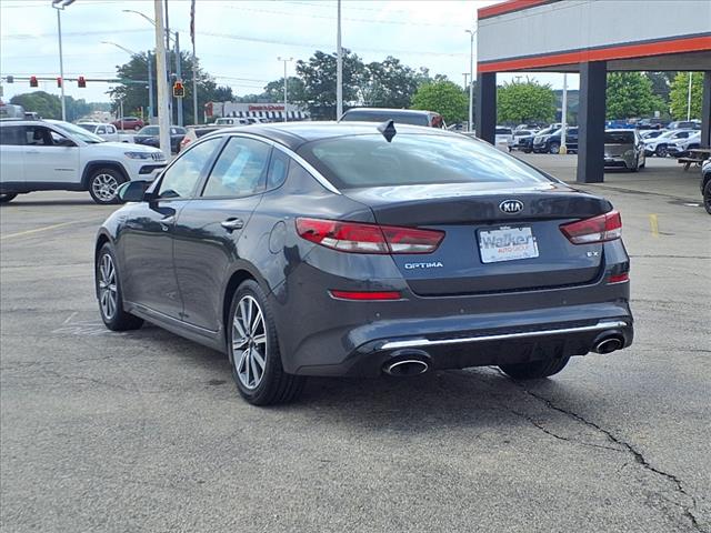 2019 Kia Optima EX - Photo 9